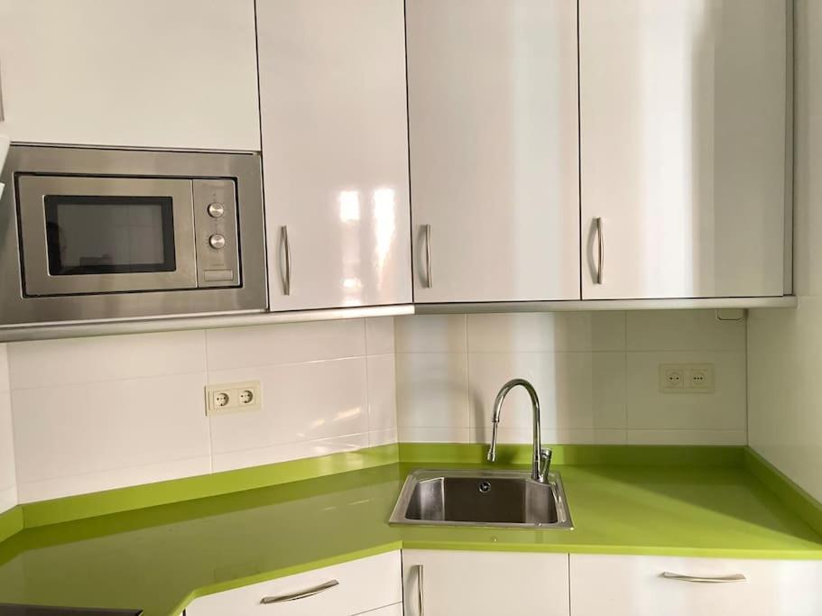 Centrico Apartamento De 2 Habitaciones By Bebalmy โอเบียโด ภายนอก รูปภาพ